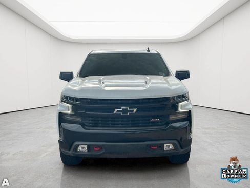 Used 2021 Chevrolet Silverado 1500 LT Trail Boss w/ LPO, Dark Essentials Package AWD/4WD image 8