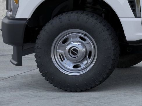 New 2026 Ford F250 XL w/ XL Off-Road Package AWD/4WD image 19