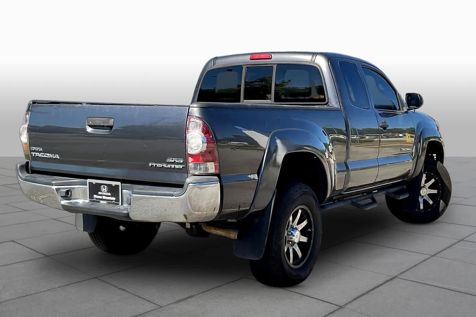 Used 2012 Toyota Tacoma PreRunner w/ SR5 Pkg RWD image 12
