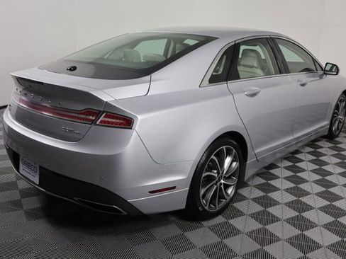 Used 2019 Lincoln MKZ Reserve w/ Reserve Plus Package AWD/4WD image 8
