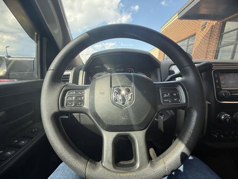 Used 2018 RAM 3500 Tradesman w/ Chrome Appearance Group AWD/4WD image 12