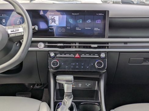 Used 2025 Hyundai Santa Cruz SEL image 10