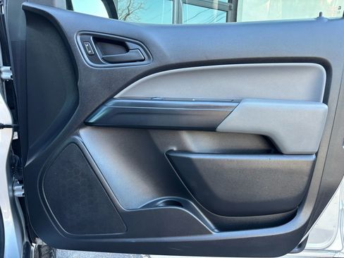 Used 2018 Chevrolet Colorado W/T image 31