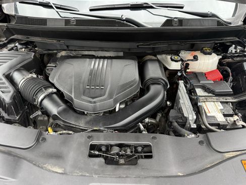 Used 2024 Chevrolet Traverse Z71 AWD/4WD image 34