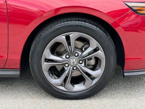 Used 2023 Honda Accord EX image 9