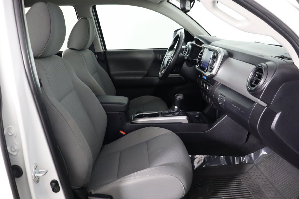 Used 2023 Toyota Tacoma SR5 AWD/4WD image 18
