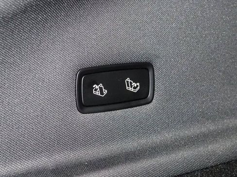 Used 2026 Tesla Model Y Long Range RWD image 47