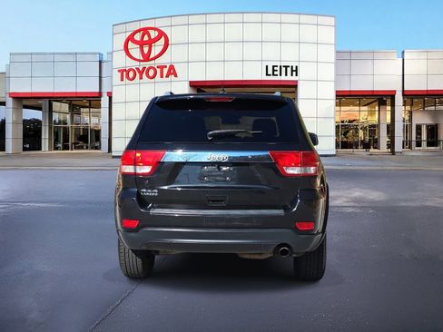 Used 2011 Jeep Grand Cherokee Laredo image 6