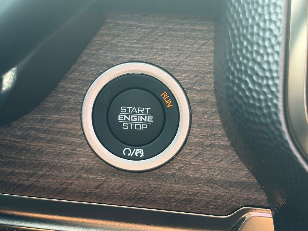 New 2026 RAM 3500 Longhorn AWD/4WD image 30