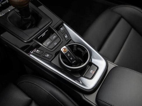 New 2026 Porsche 911 Carrera T RWD image 26