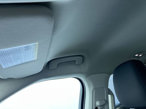 Used 2025 Ford Explorer Active image 19