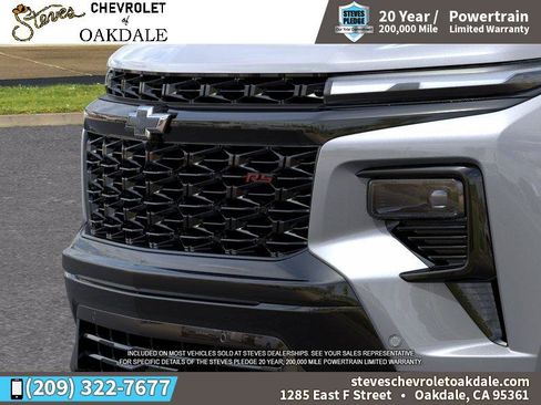 New 2026 Chevrolet Traverse RS w/ LPO, Floor Liner Package AWD/4WD image 13