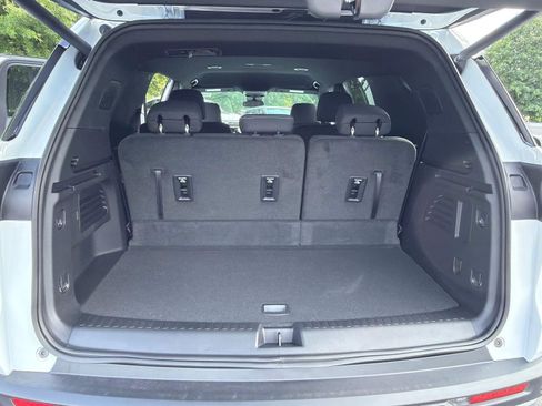 New 2026 Chevrolet Traverse LT FWD image 15