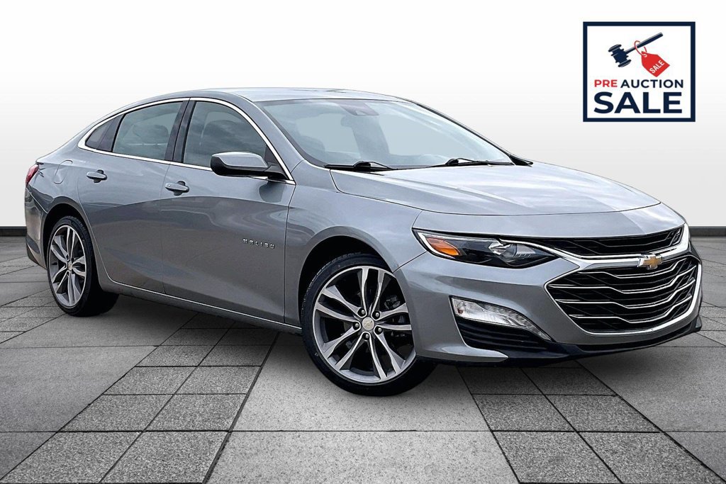 Used 2023 Chevrolet Malibu LT FWD image 2
