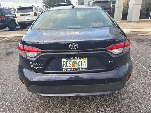 Used 2022 Toyota Corolla LE image 3