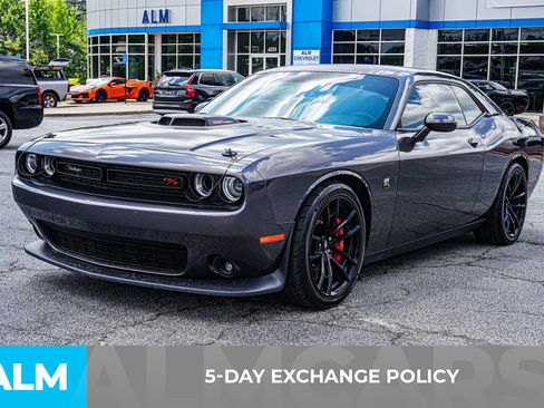 Used 2023 Dodge Challenger R/T Scat Pack w/ Dynamics Package RWD image 4