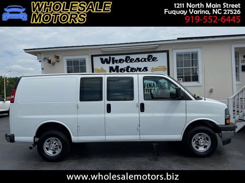 Used 2023 Chevrolet Express 2500 w/ Driver Convenience Package RWD image 1