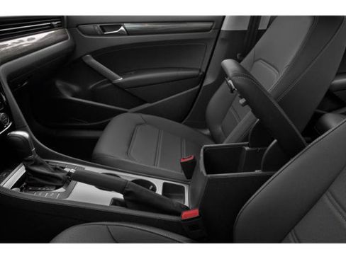 Used 2020 Volkswagen Passat 2.0T SE FWD image 13
