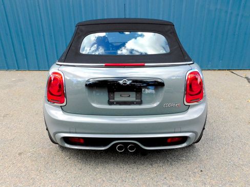 Used 2017 MINI Cooper S FWD image 8