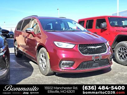 Used 2022 Chrysler Pacifica Limited