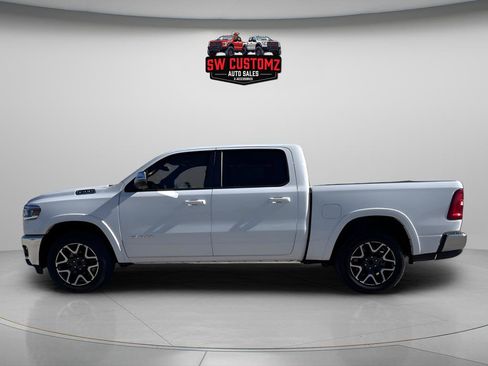 Used 2025 RAM 1500 Laramie image 12
