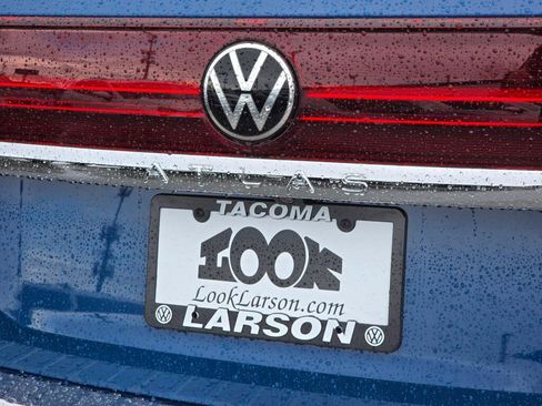 New 2026 Volkswagen Atlas SEL image 16