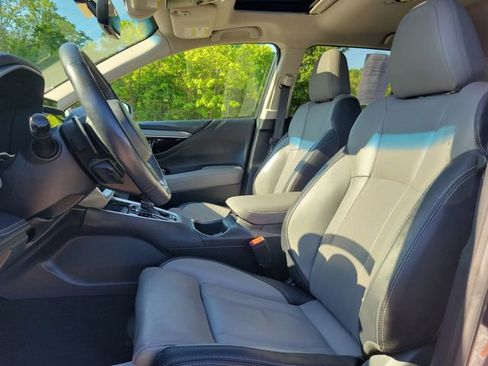Used 2020 Subaru Outback Limited w/ Popular Package #2 AWD/4WD image 23