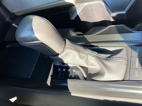 Used 2025 Toyota Camry SE w/ Multimedia Upgrade Package FWD image 21