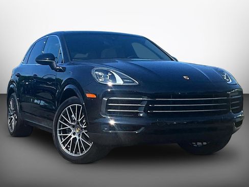 Used 2023 Porsche Cayenne Platinum Edition AWD/4WD image 10