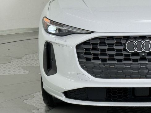 New 2025 Audi Q5 Premium Plus image 9