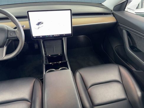 Used 2019 Tesla Model 3 Long Range image 27