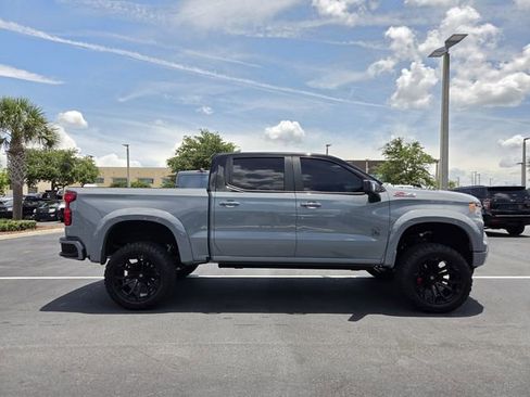 Used 2025 Chevrolet Silverado 1500 RST AWD/4WD image 7
