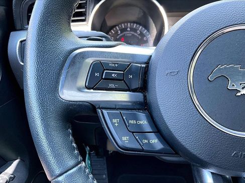 Used 2019 Ford Mustang Coupe w/ Equipment Group 101A RWD image 26
