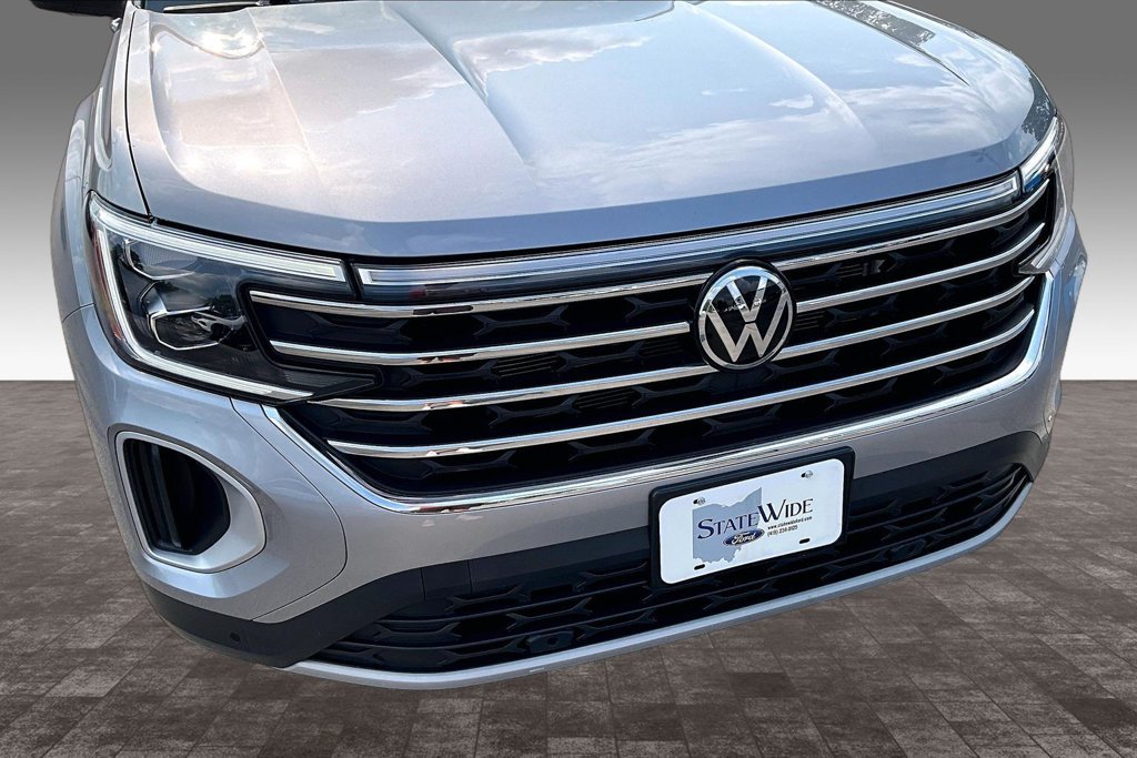 Used 2025 Volkswagen Atlas SE AWD/4WD image 30