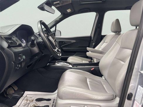 Used 2023 Honda Passport EX-L image 14