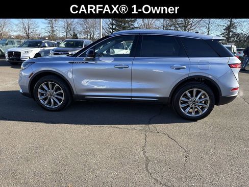 Certified 2022 Lincoln Corsair AWD w/ Premium Package image 2