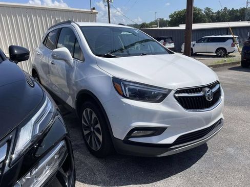 Used 2020 Buick Encore Essence AWD/4WD image 1