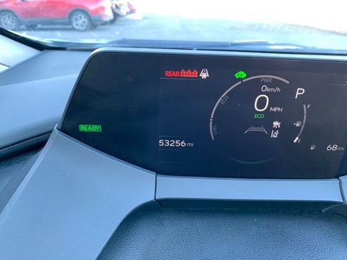 Used 2023 Toyota Prius LE image 18