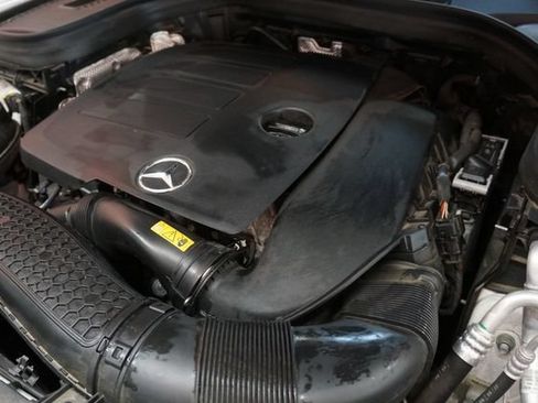 Used 2022 Mercedes-Benz GLC 300 4MATIC image 71