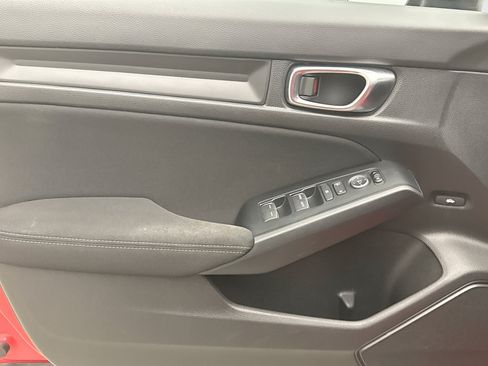Used 2025 Honda Civic Sport image 9