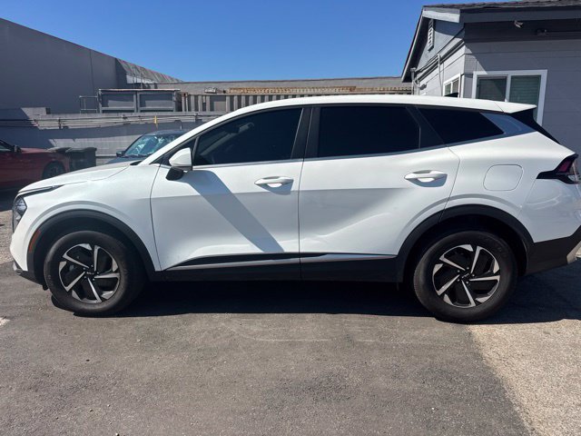 Used 2023 Kia Sportage LX AWD/4WD image 7