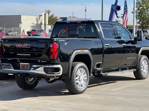 New 2024 GMC Sierra 2500 SLT w/ SLT Premium Package image 6