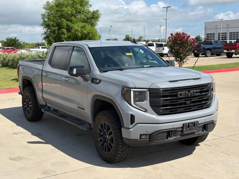 Used 2024 GMC Sierra 1500 Elevation w/ Preferred Package RWD image 12