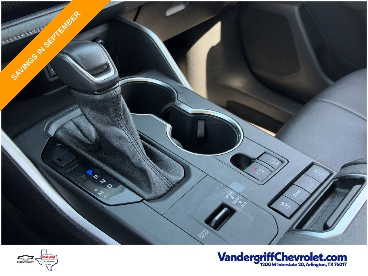 Used 2021 Toyota Highlander XLE FWD image 18