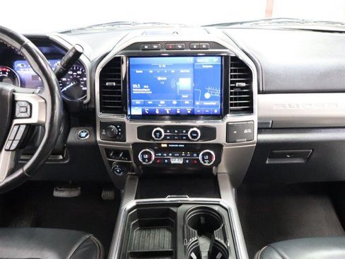 Used 2022 Ford F350 Platinum AWD/4WD image 7