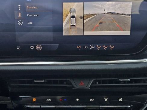 Used 2024 Buick Envision Preferred image 17