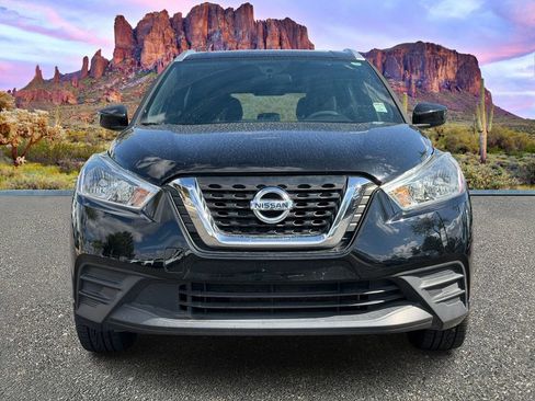 Used 2019 Nissan Kicks SV image 6