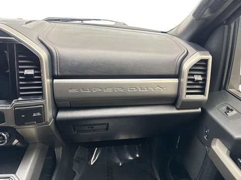 Used 2022 Ford F250 Platinum w/ Snow Plow Prep Package image 59