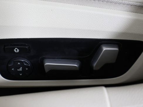 Used 2022 BMW M850i Gran Coupe xDrive w/ Comfort Seating Package image 38