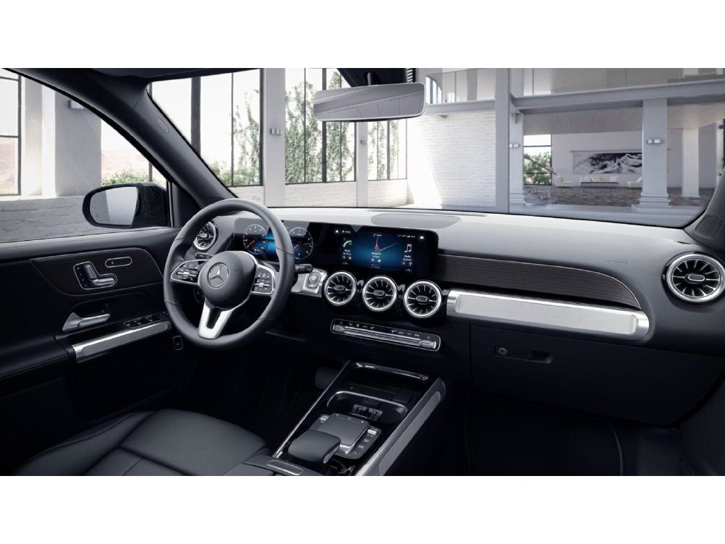 Certified 2023 Mercedes-Benz GLB 250 4MATIC image 6